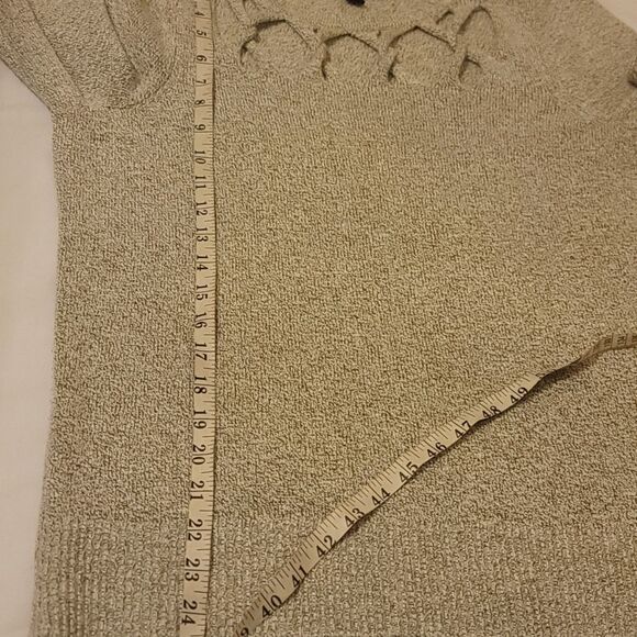 Torrid Twist Knot Sweater Top size 0 - Picture 6 of 8